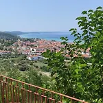 Сasa de vacaciones View In - Families Only