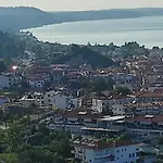 Сasa de vacaciones View In - Families Only