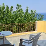 Сasa de vacaciones View In - Families Only Polychrono