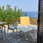 View In - Families Only Сasa de vacaciones