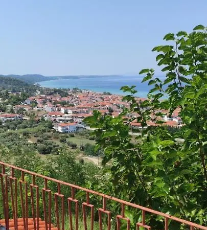 Holiday home View In - Families Only